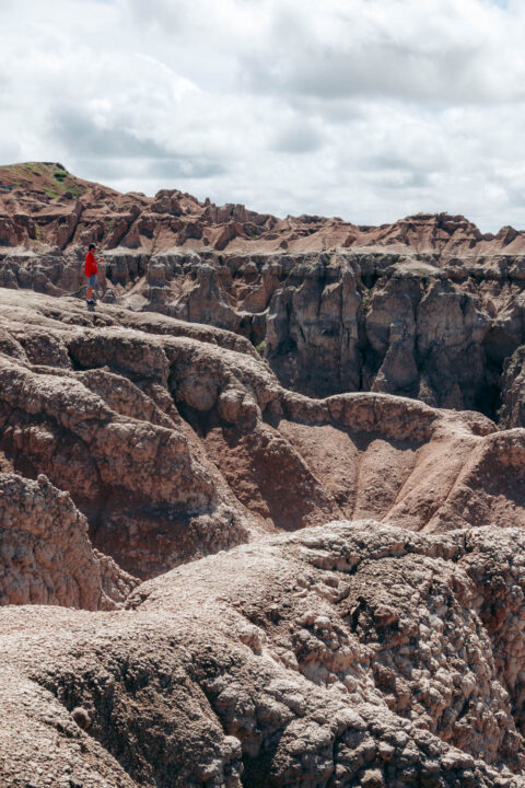 South Dakota - Roads and Destinations