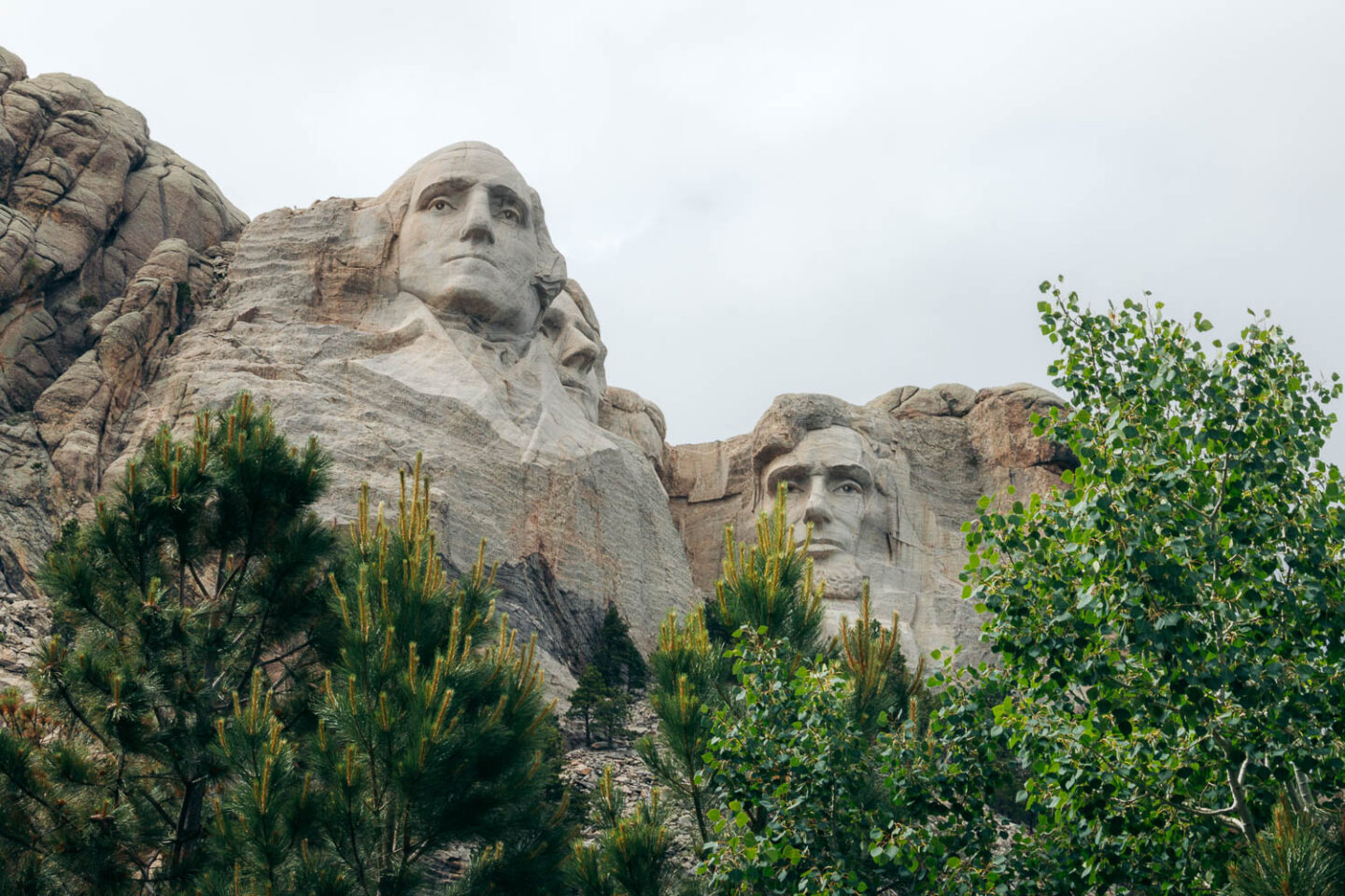 Mount Rushmore National Memorial - Roads and Destinations