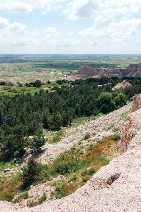 Badlands National Park, South Dakota - Roads and Destinations