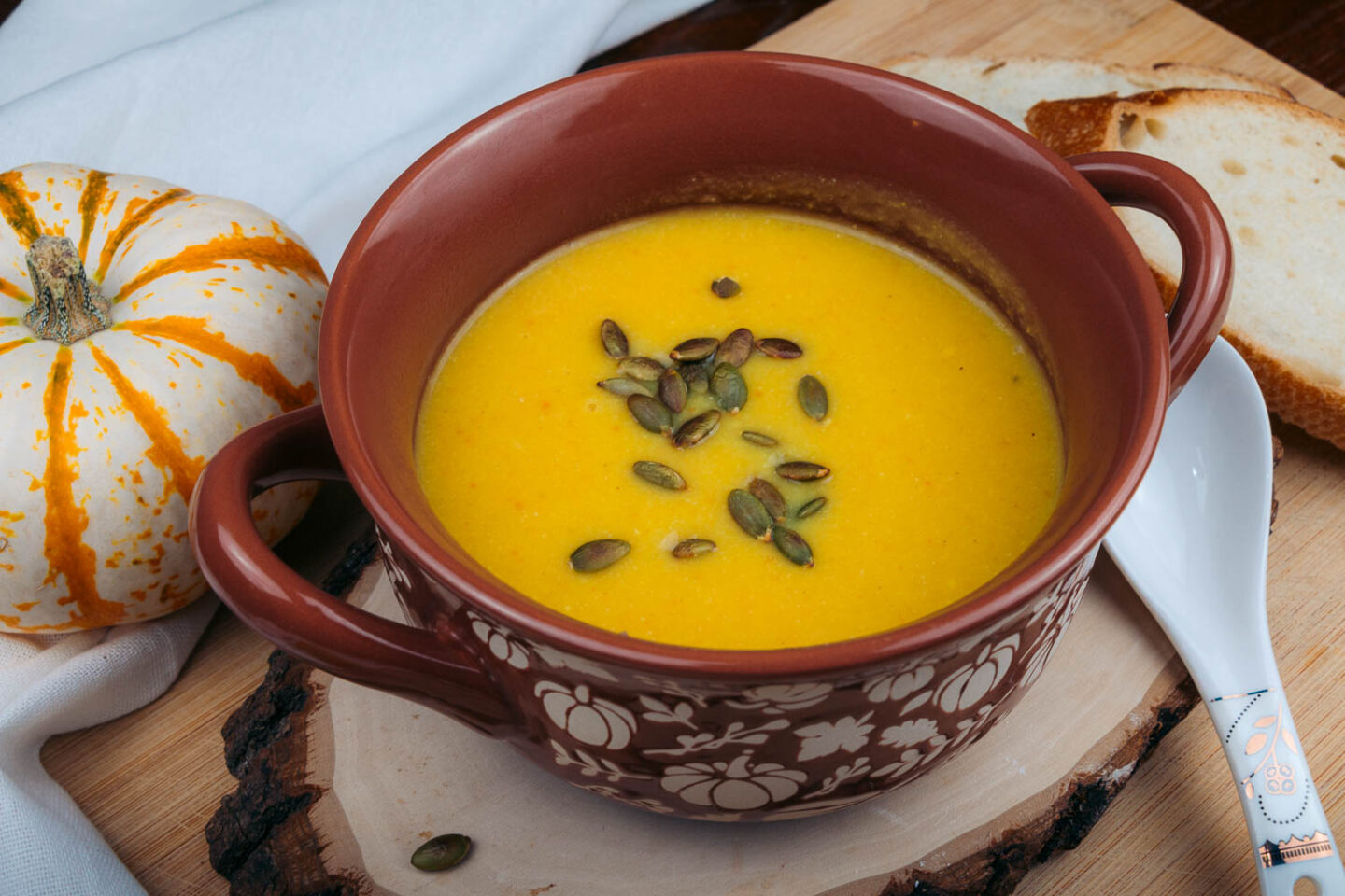 Roasted pumpkin and cauliflower soup - Roads and Destinations