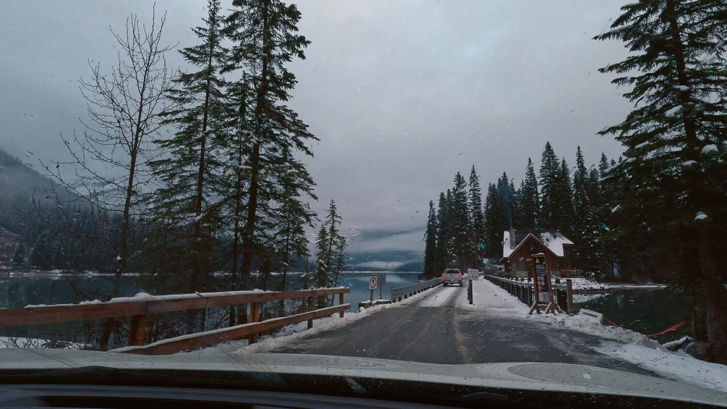 Yoho National Park in winter - Roads and Destinations