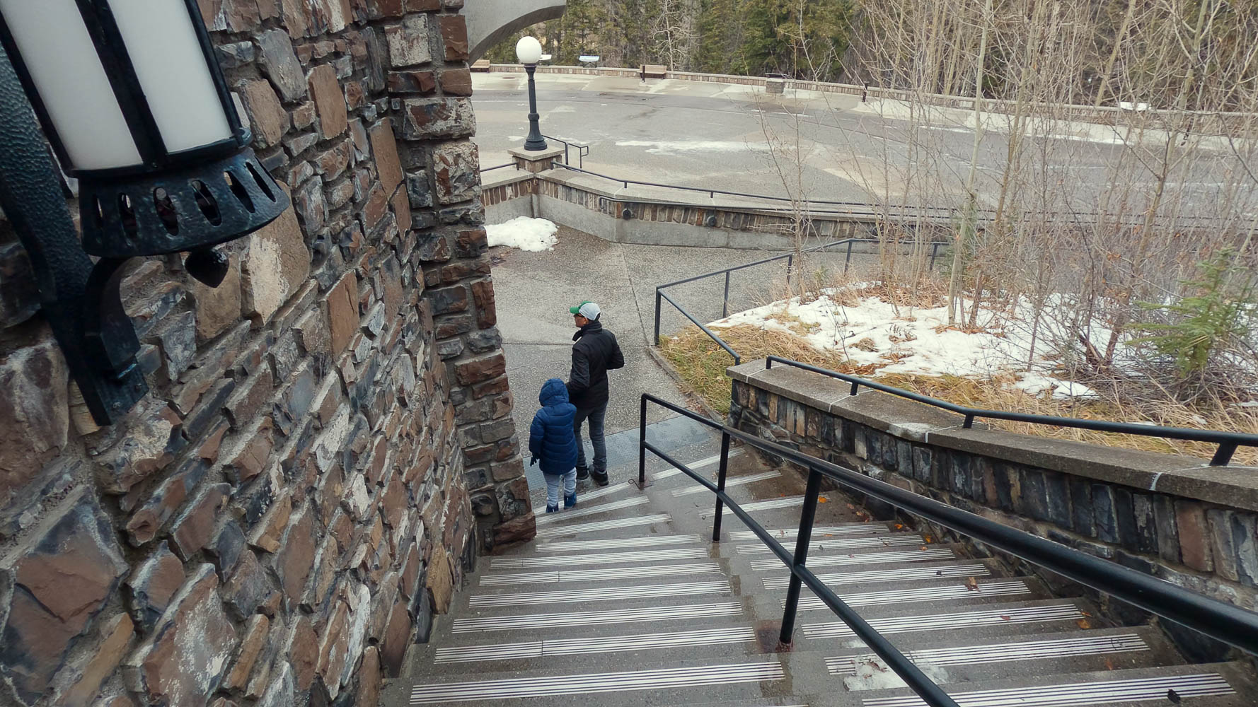 What to Expect at Cave and Basin National Historic Site? Roads and