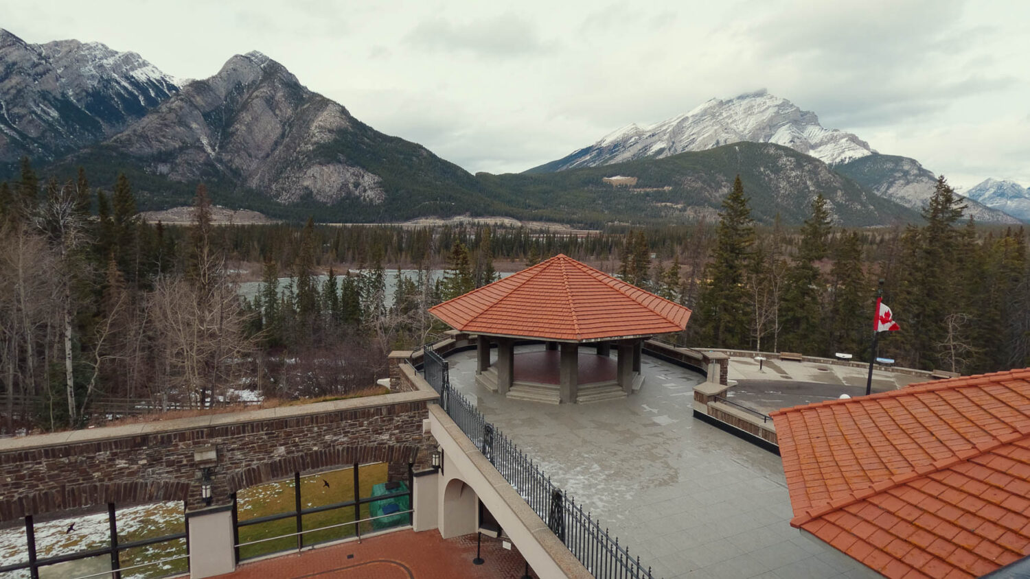 Banff - Cave and Basin Historic Site - Roads and Destinations