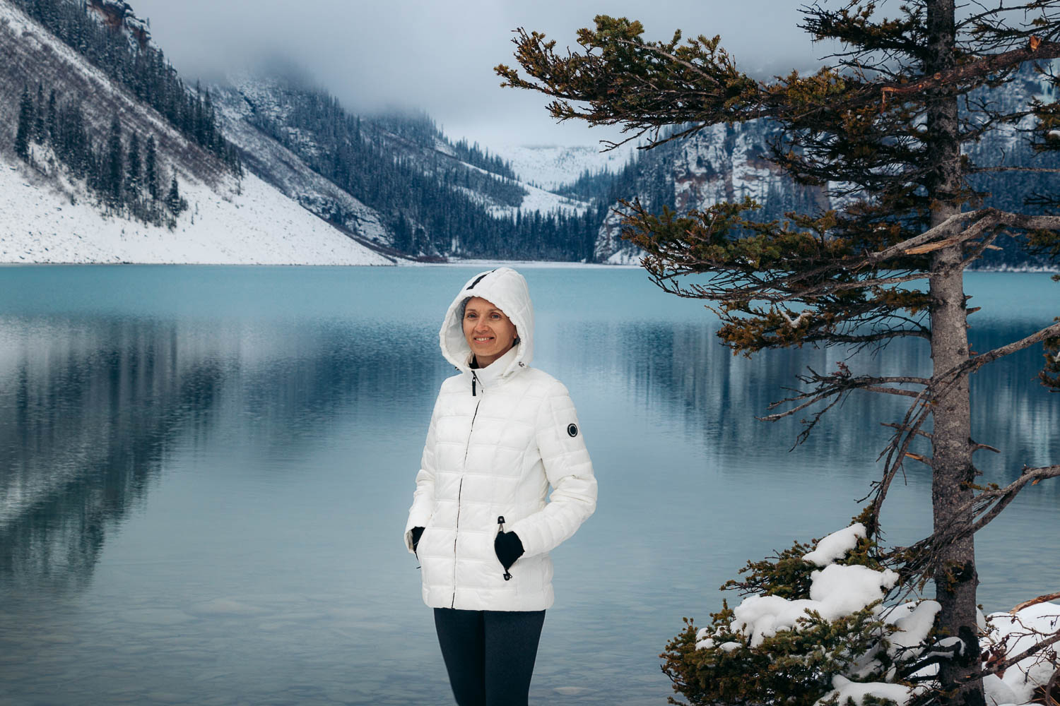 Lake Louise - Roads and Destinations