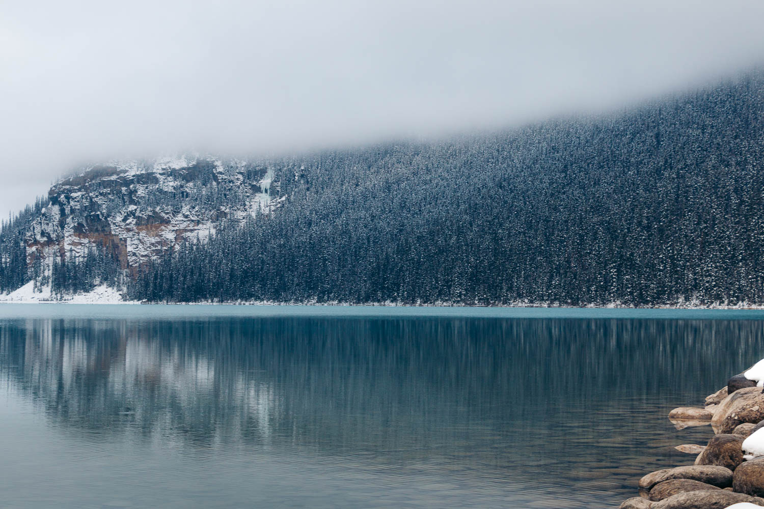 Lake Louise - Roads and Destinations