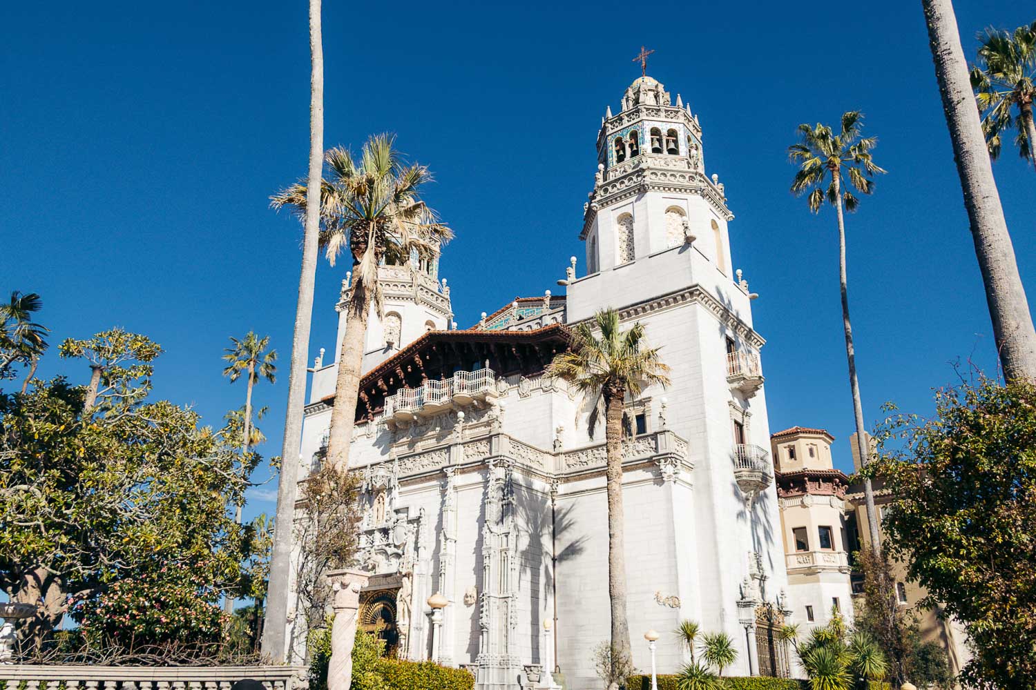 One day in San Simeon | Roads and Destinations